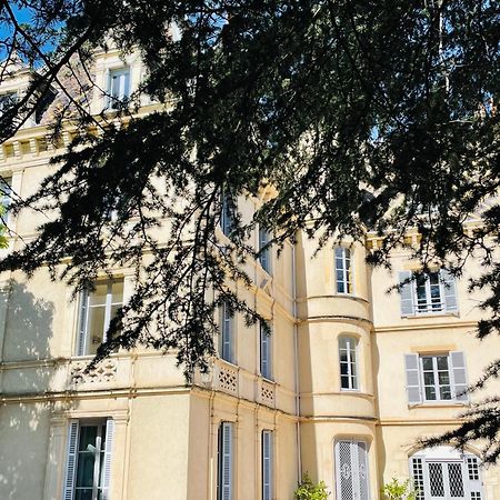 Grand Appartement D'Exception Au Chateau Randin Écully Buitenkant foto