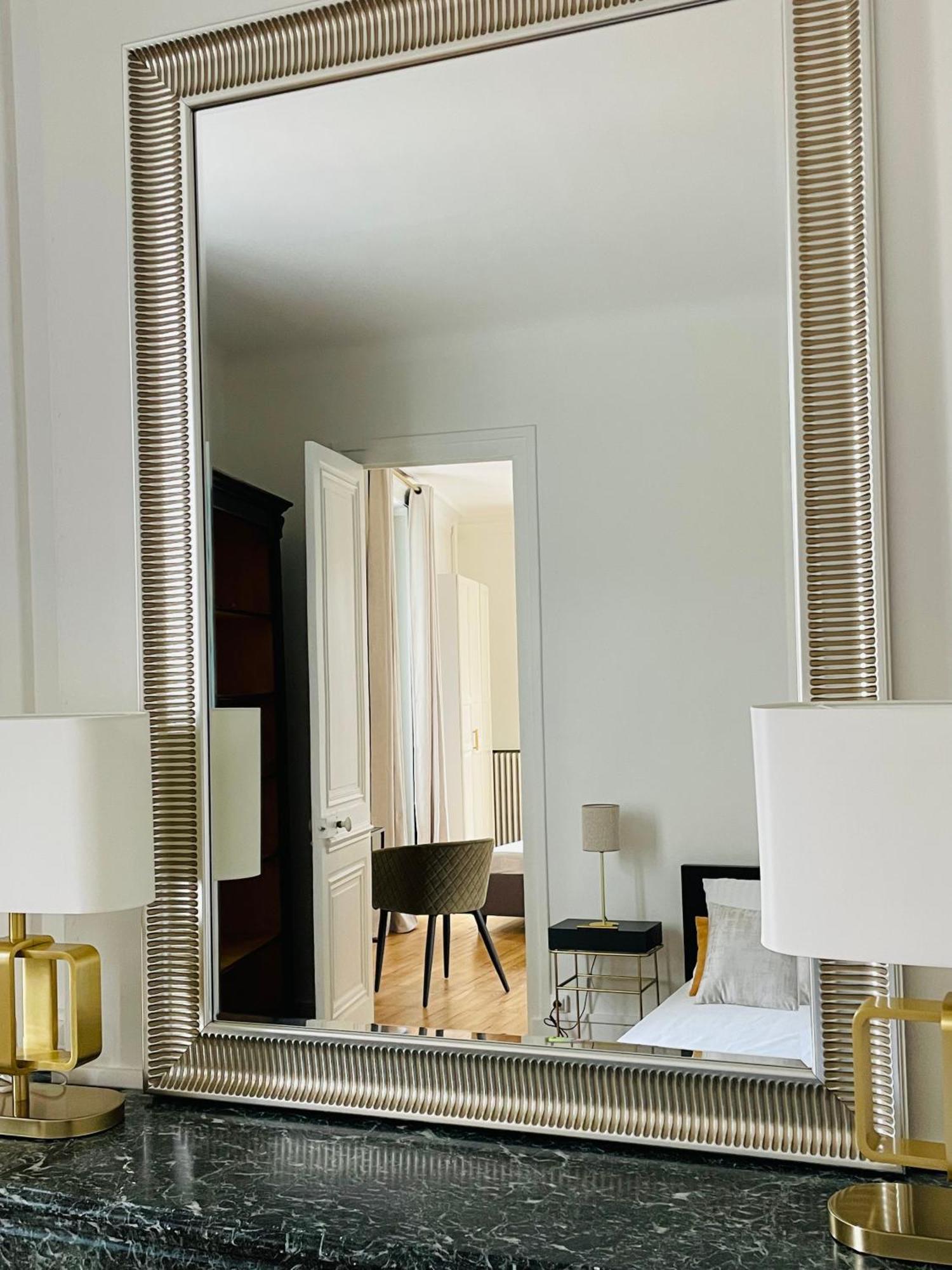 Grand Appartement D'Exception Au Chateau Randin Écully Buitenkant foto